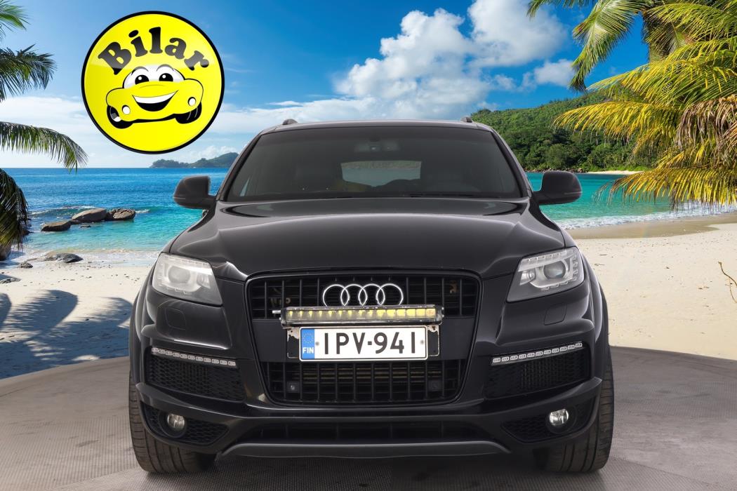 AUDI Q7 2012