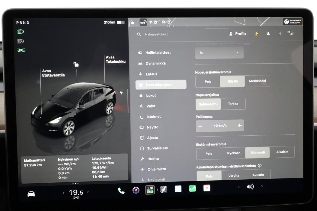 TESLA Model Y 2023