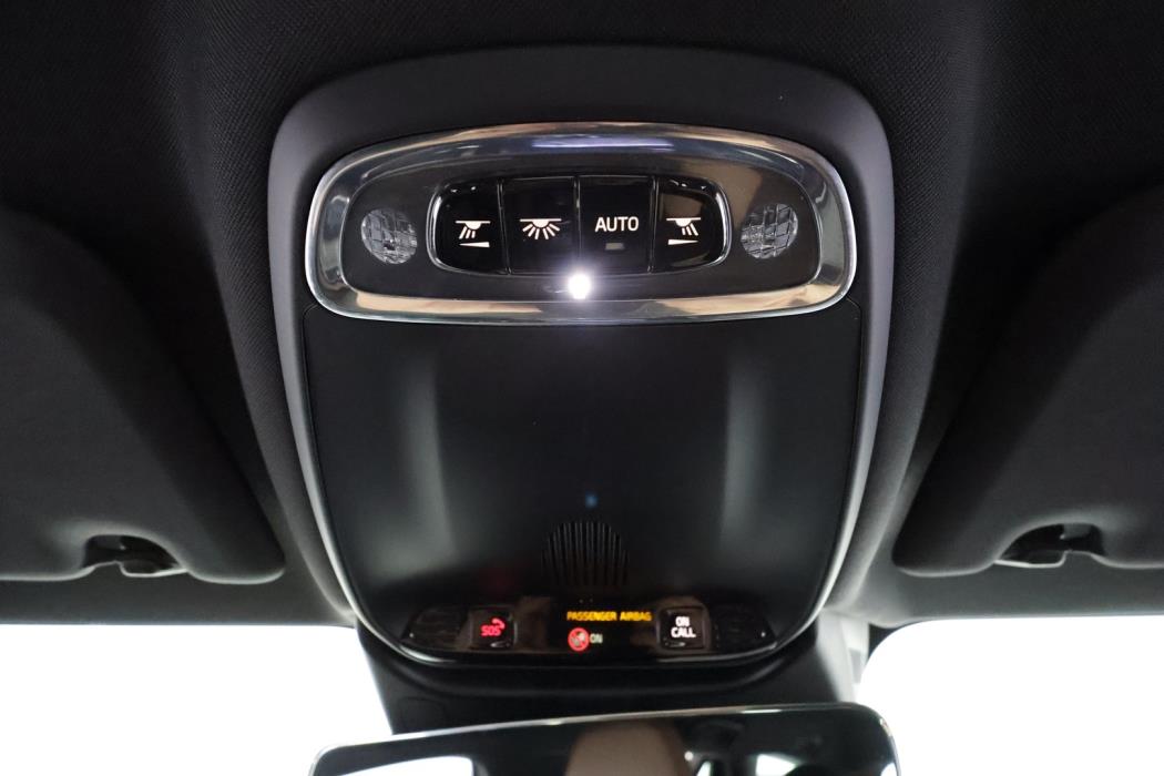 VOLVO V60 2021