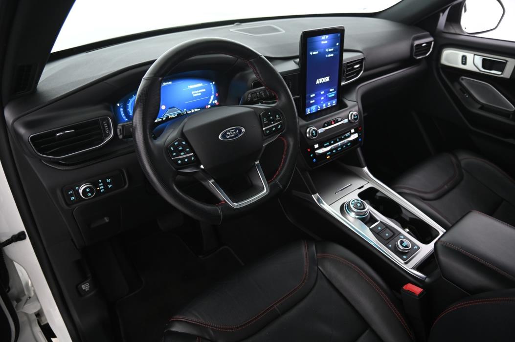 FORD Explorer 2021