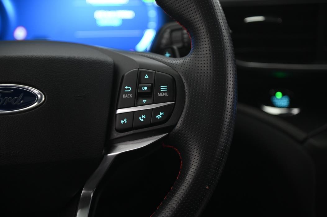 FORD Explorer 2021