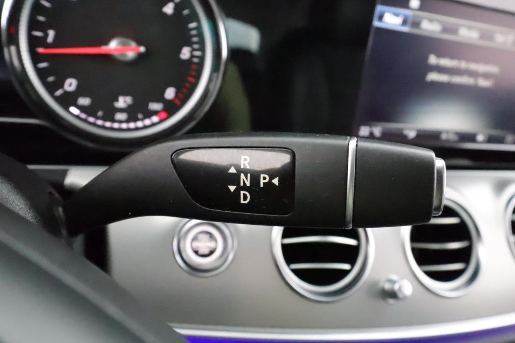 MERCEDES-BENZ E 2016