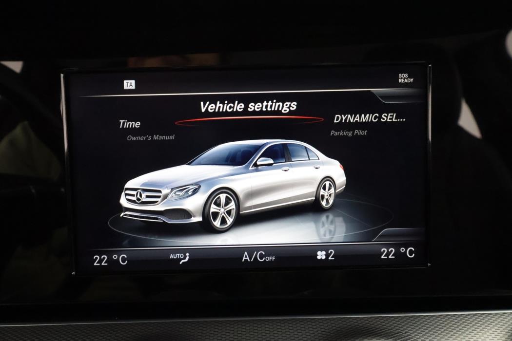 MERCEDES-BENZ E 2016