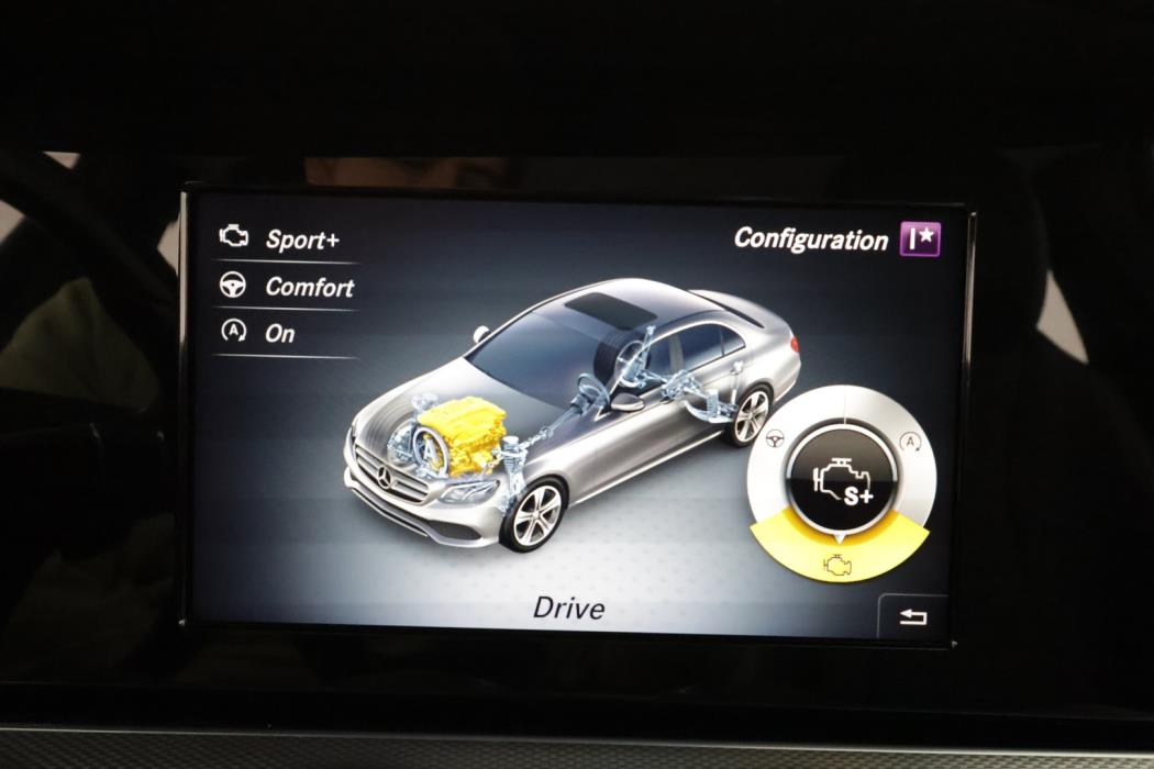 MERCEDES-BENZ E 2016