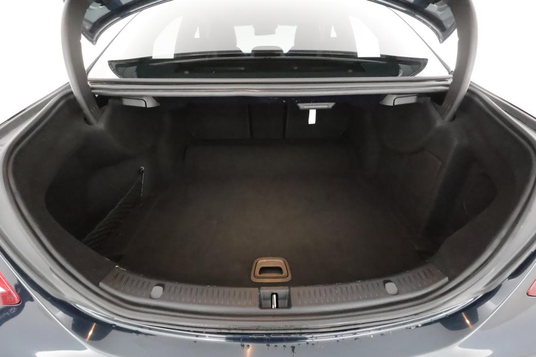 MERCEDES-BENZ E 2016