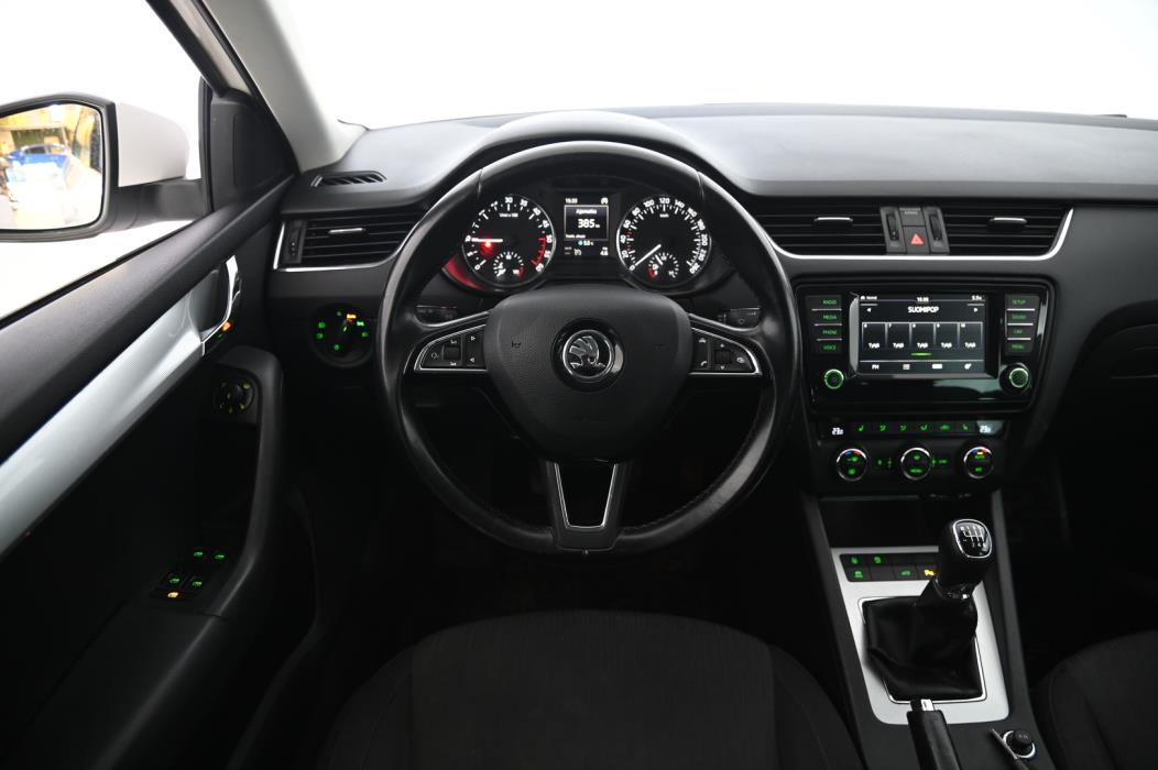SKODA Octavia 2016