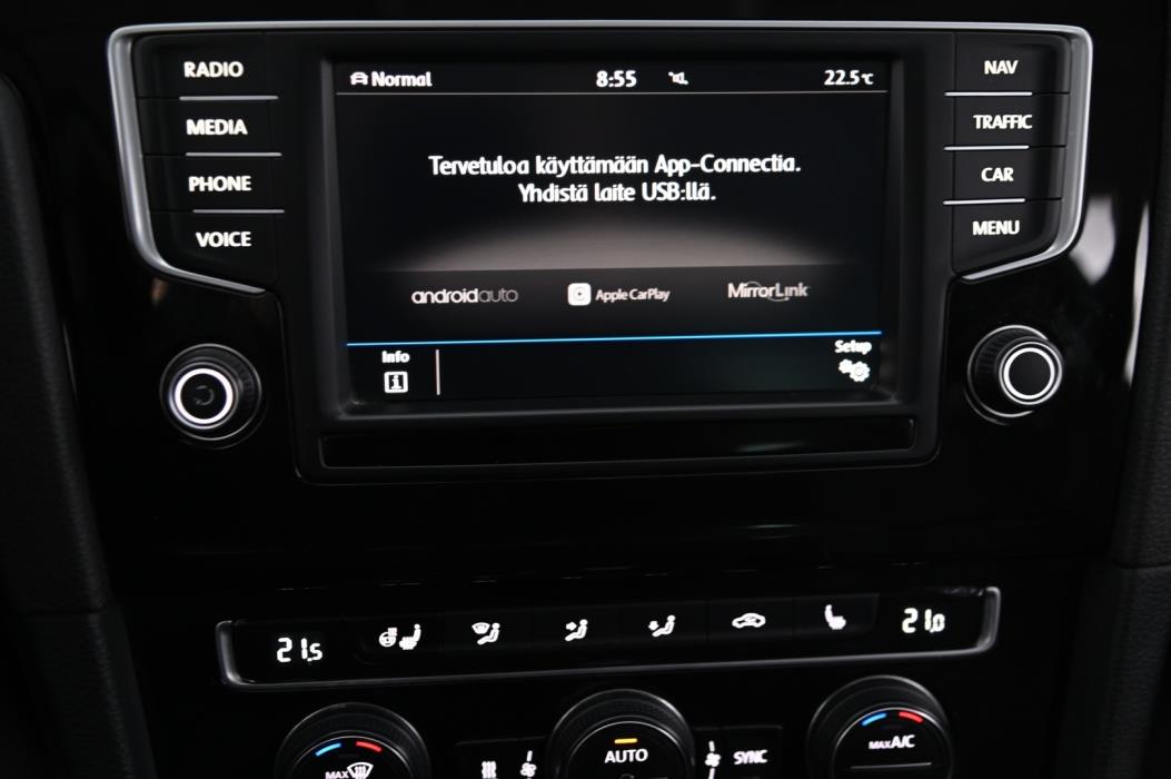 VOLKSWAGEN Golf 2017