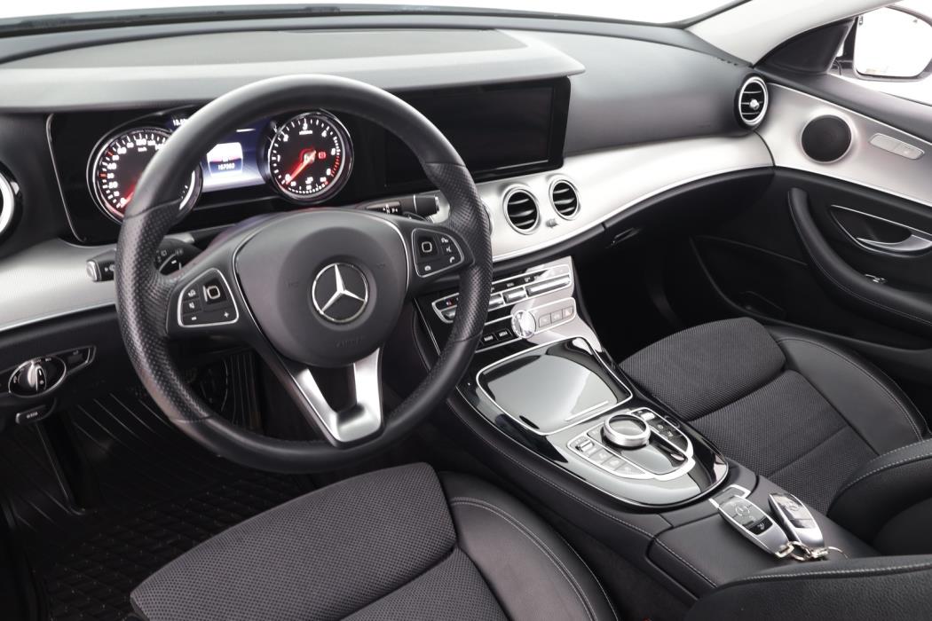 MERCEDES-BENZ E 2018