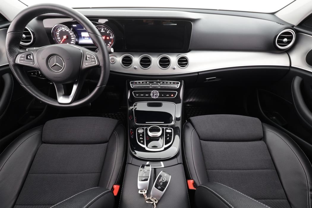MERCEDES-BENZ E 2018