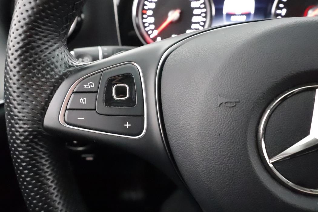 MERCEDES-BENZ E 2018