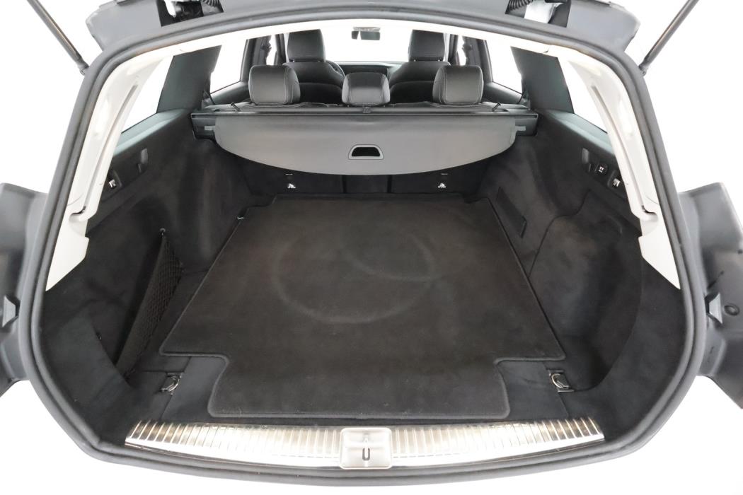 MERCEDES-BENZ E 2018