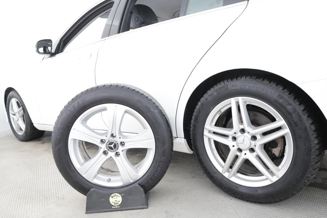 MERCEDES-BENZ E 2018