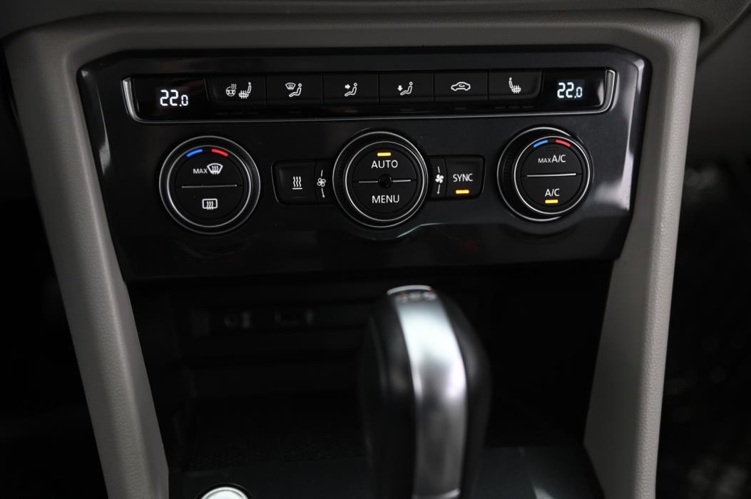 VOLKSWAGEN Tiguan 2017