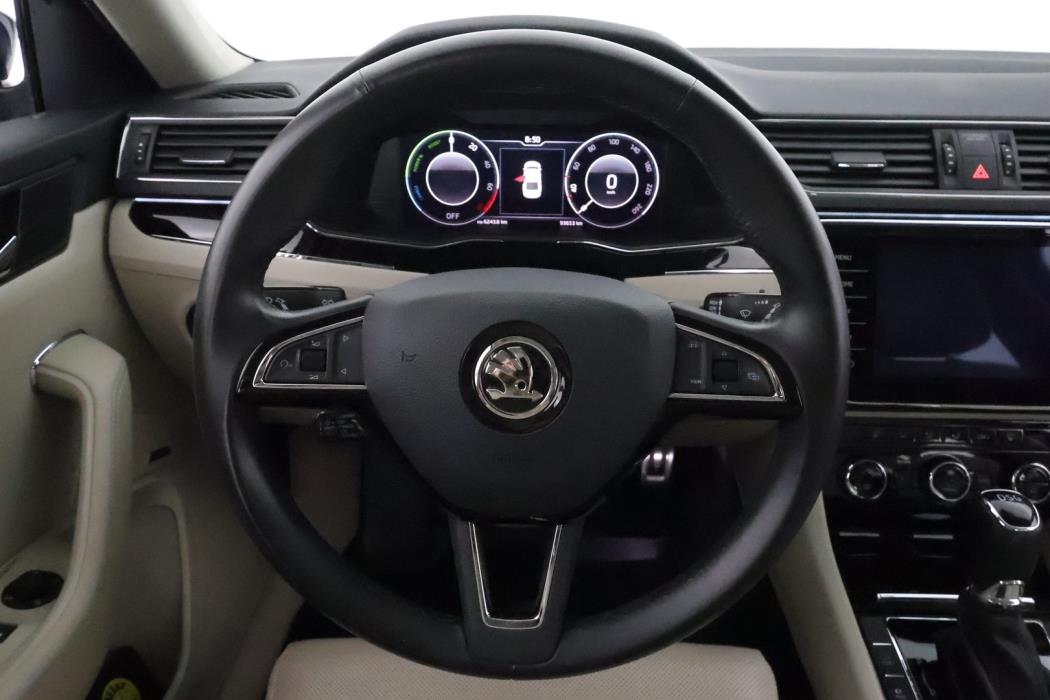 SKODA Superb 2020