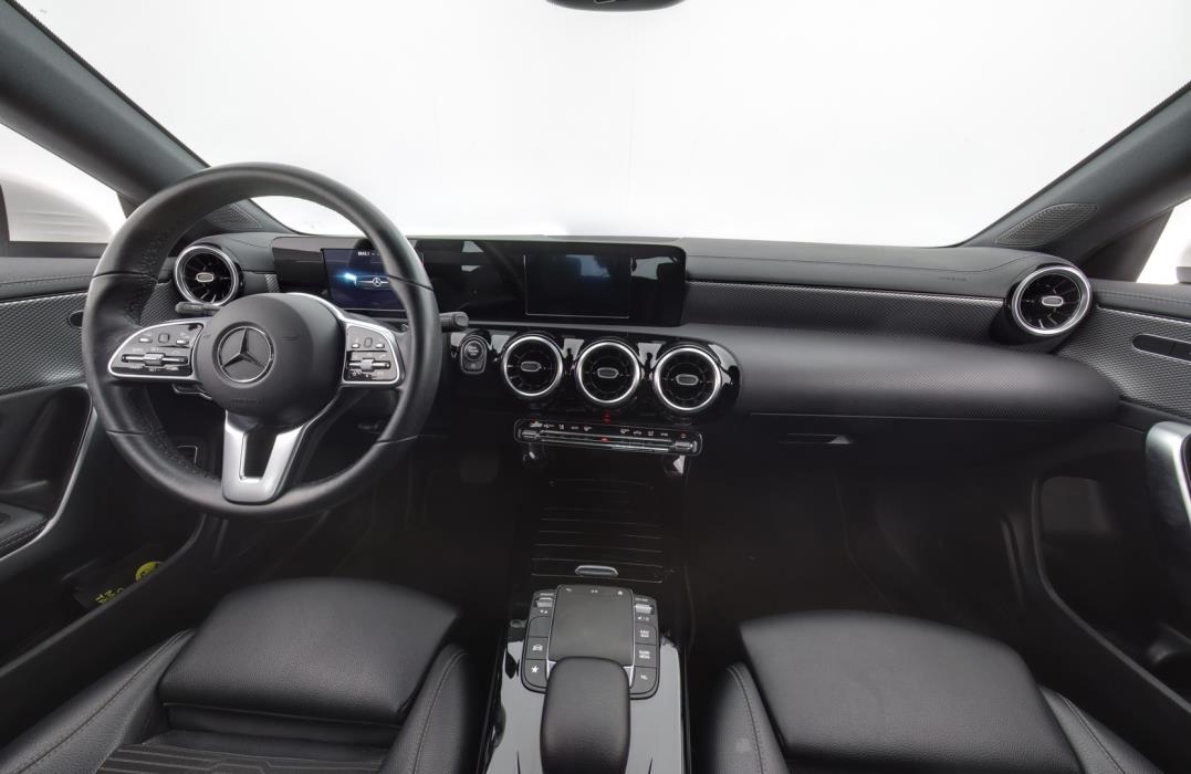 MERCEDES-BENZ CLA 2021