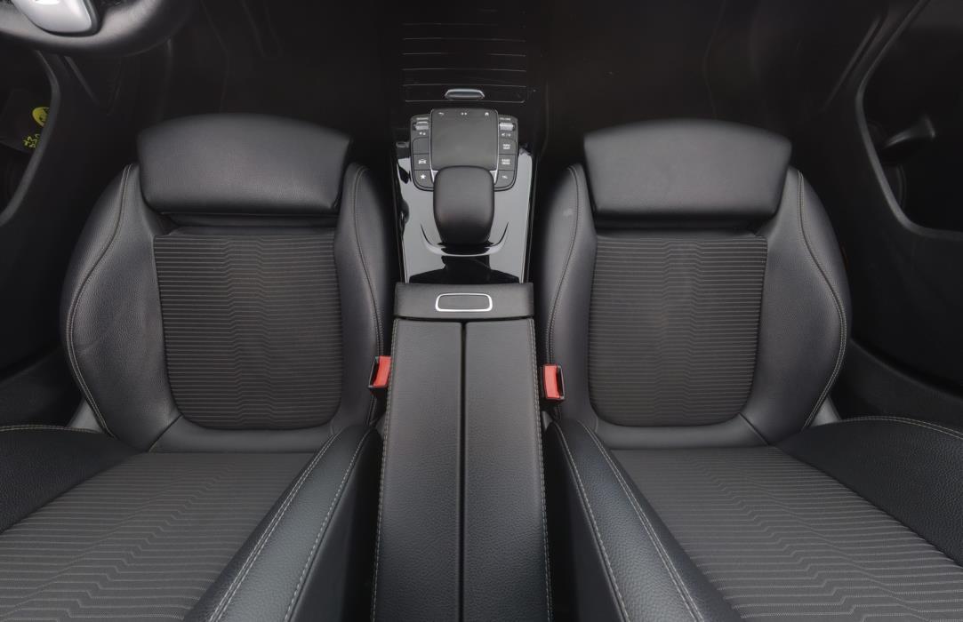 MERCEDES-BENZ CLA 2021