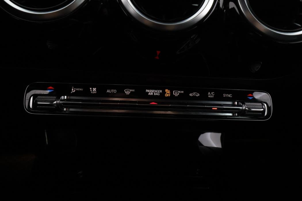 MERCEDES-BENZ CLA 2021