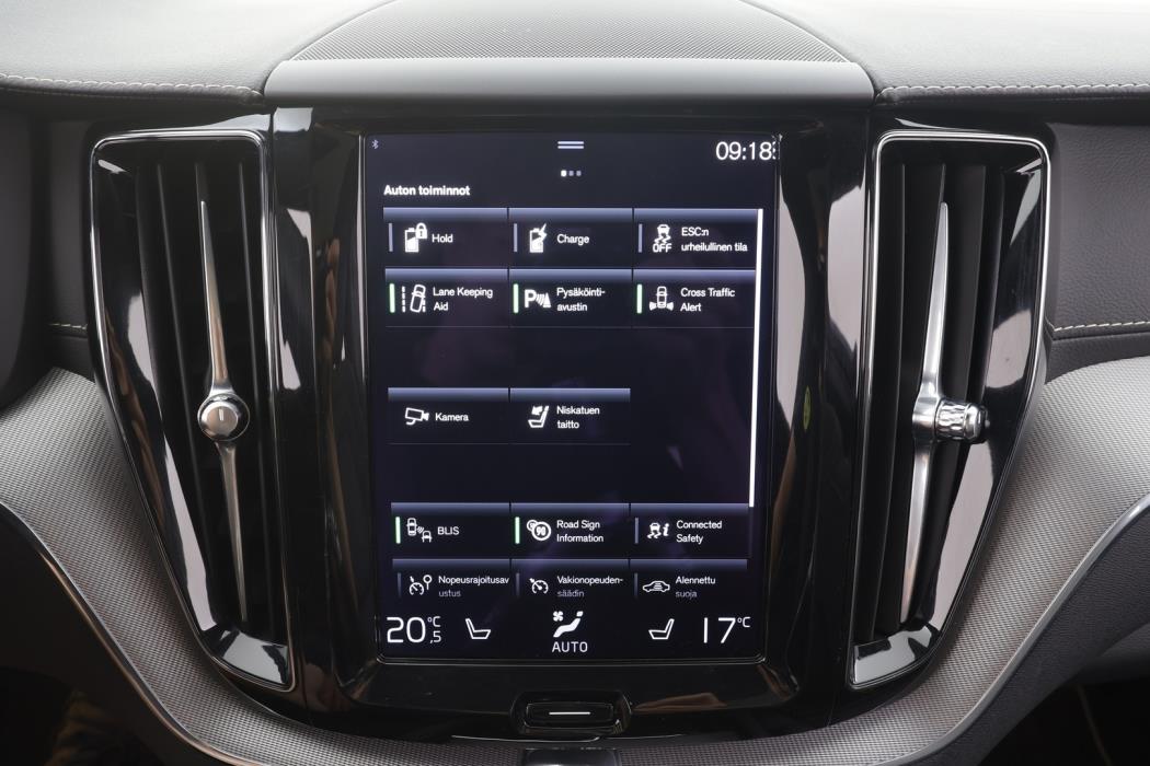 VOLVO XC60 2021