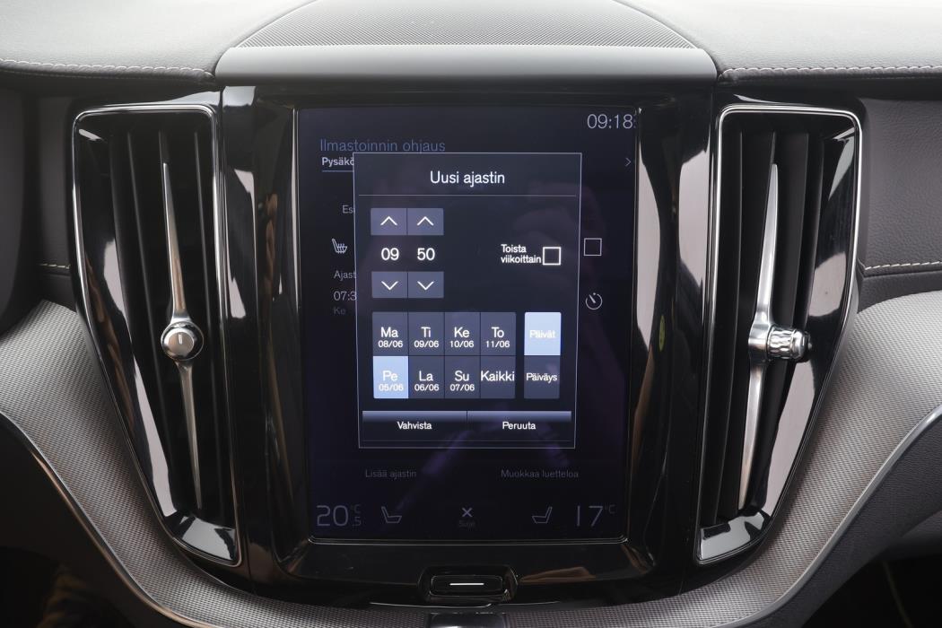 VOLVO XC60 2021