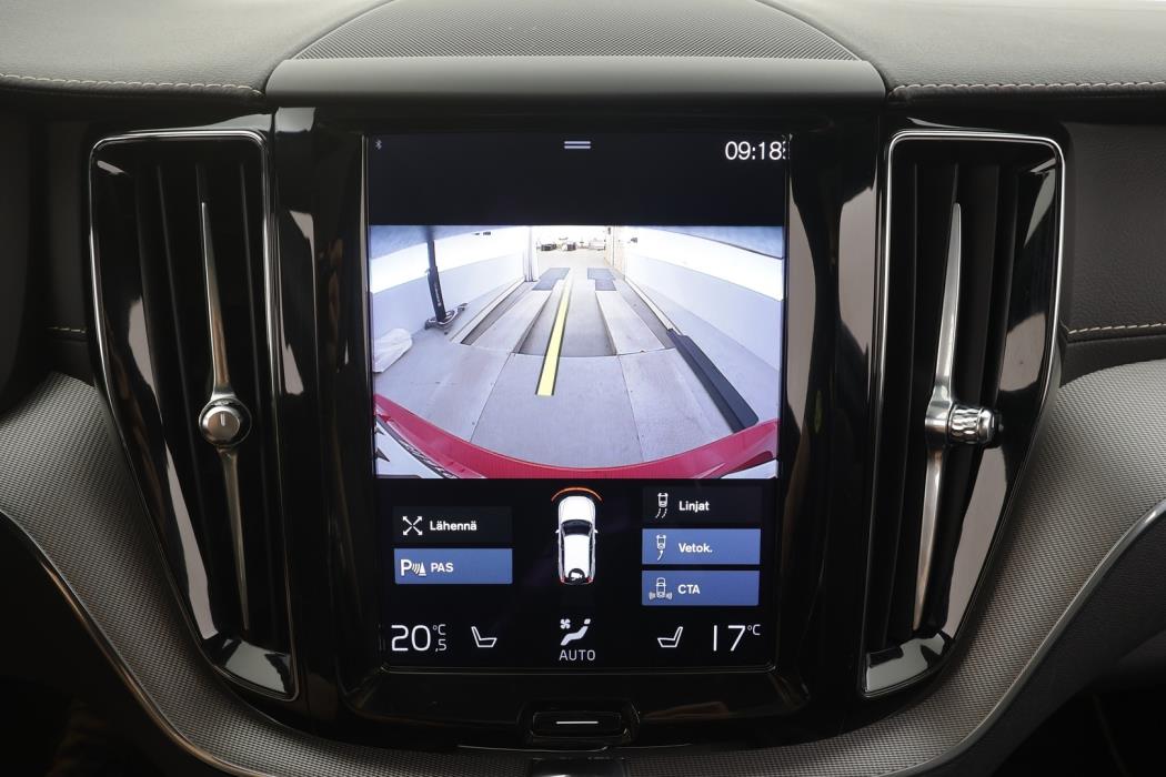 VOLVO XC60 2021