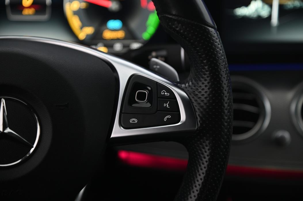 MERCEDES-BENZ E 2018