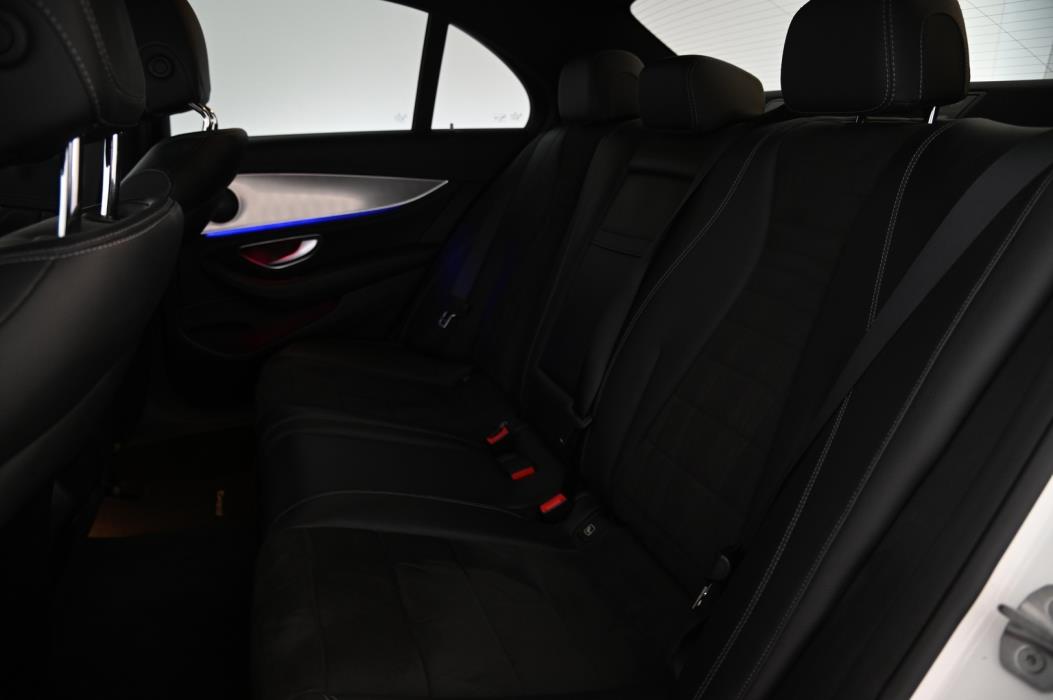 MERCEDES-BENZ E 2018