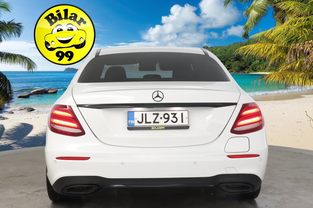 MERCEDES-BENZ E 2018