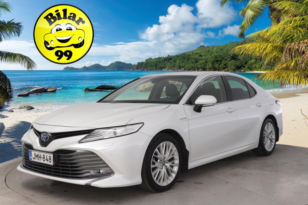 TOYOTA Camry 2019