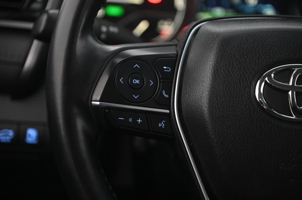 TOYOTA Camry 2019