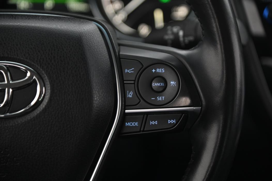 TOYOTA Camry 2019