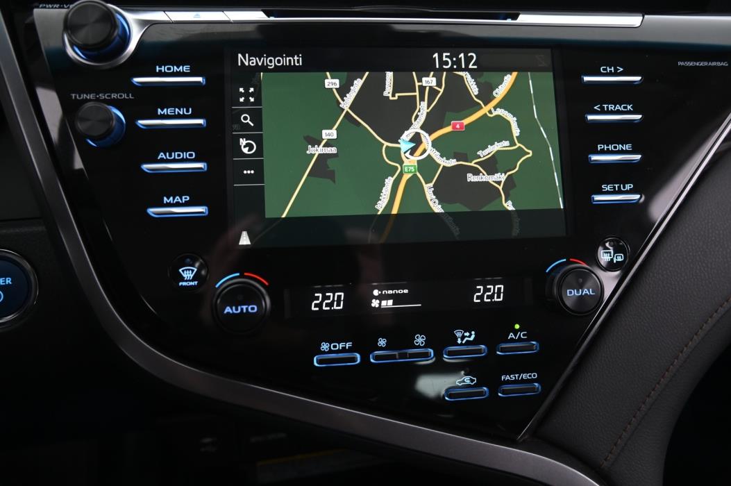 TOYOTA Camry 2019