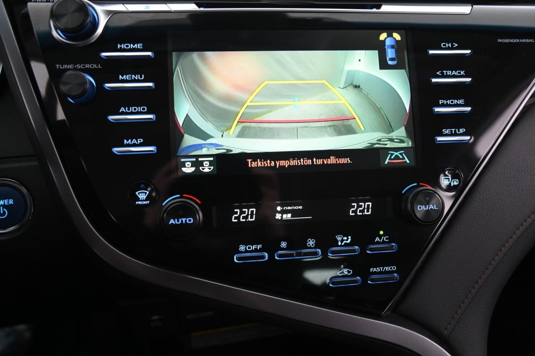 TOYOTA Camry 2019