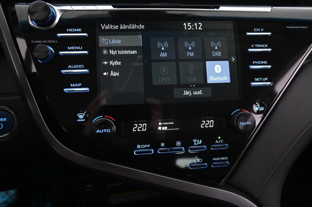 TOYOTA Camry 2019