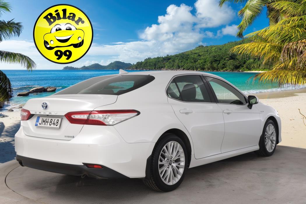 TOYOTA Camry 2019