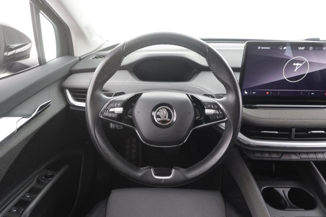 SKODA Enyaq 2023