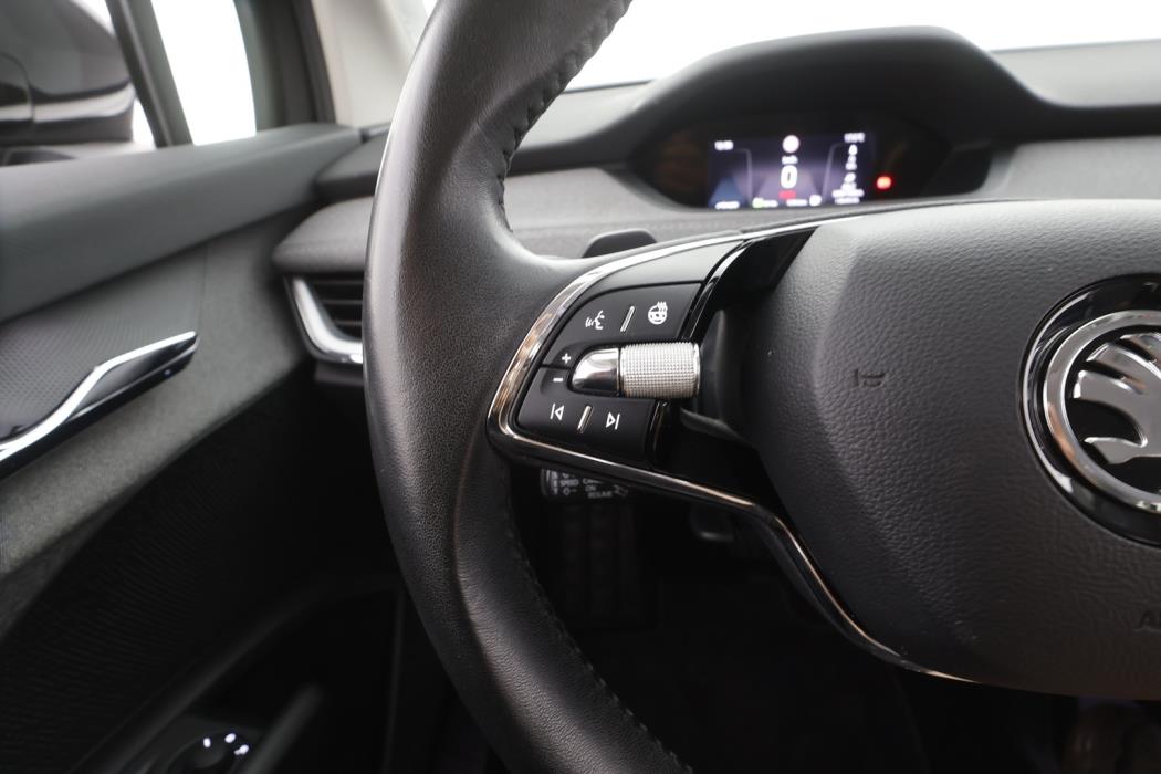SKODA Enyaq 2023