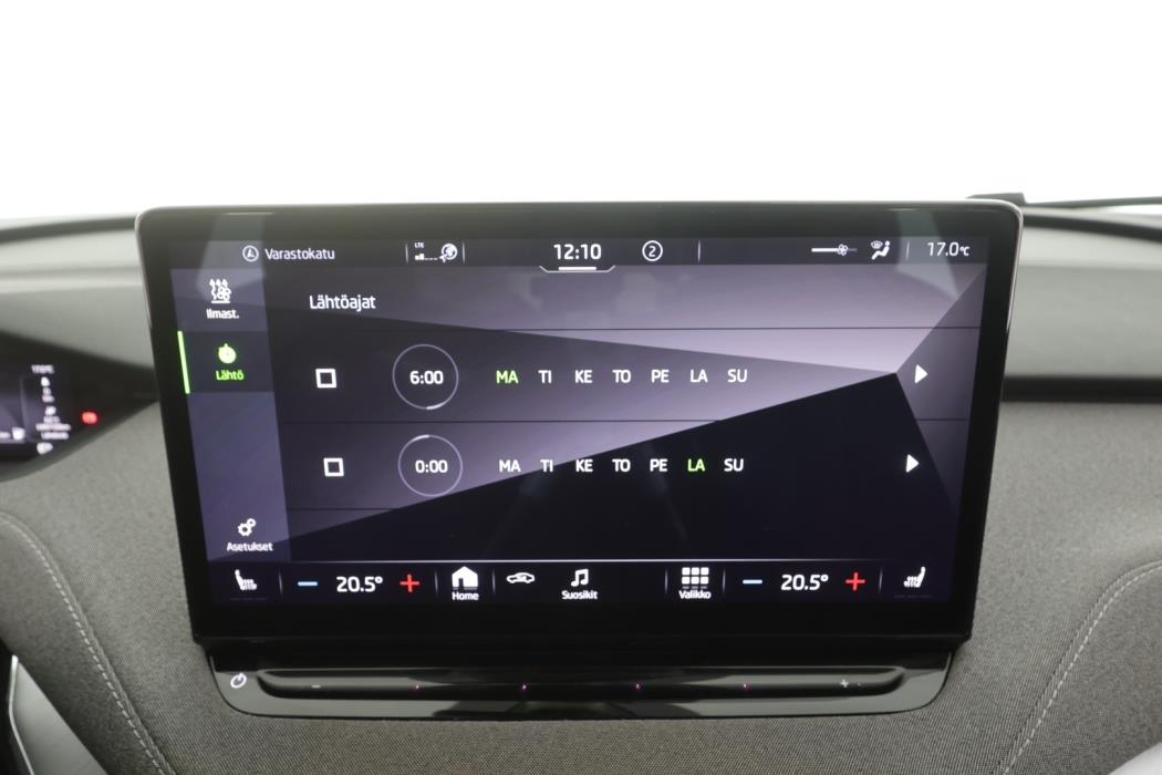SKODA Enyaq 2023