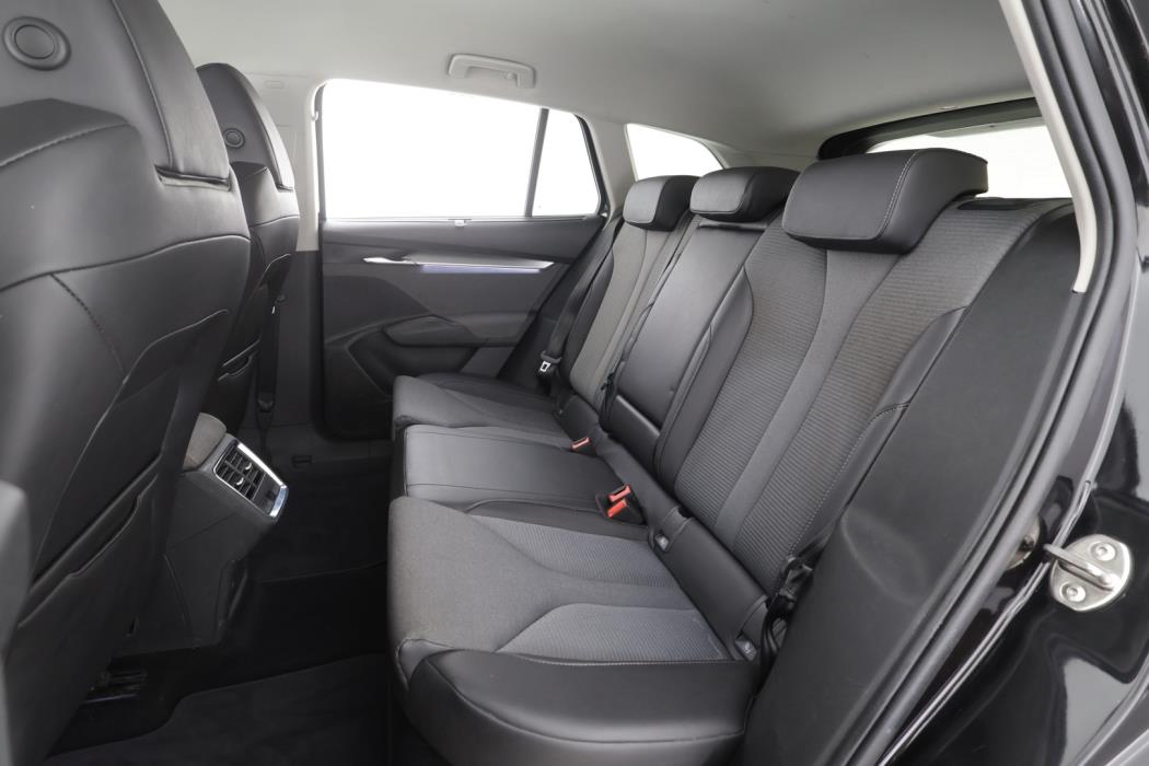SKODA Enyaq 2023