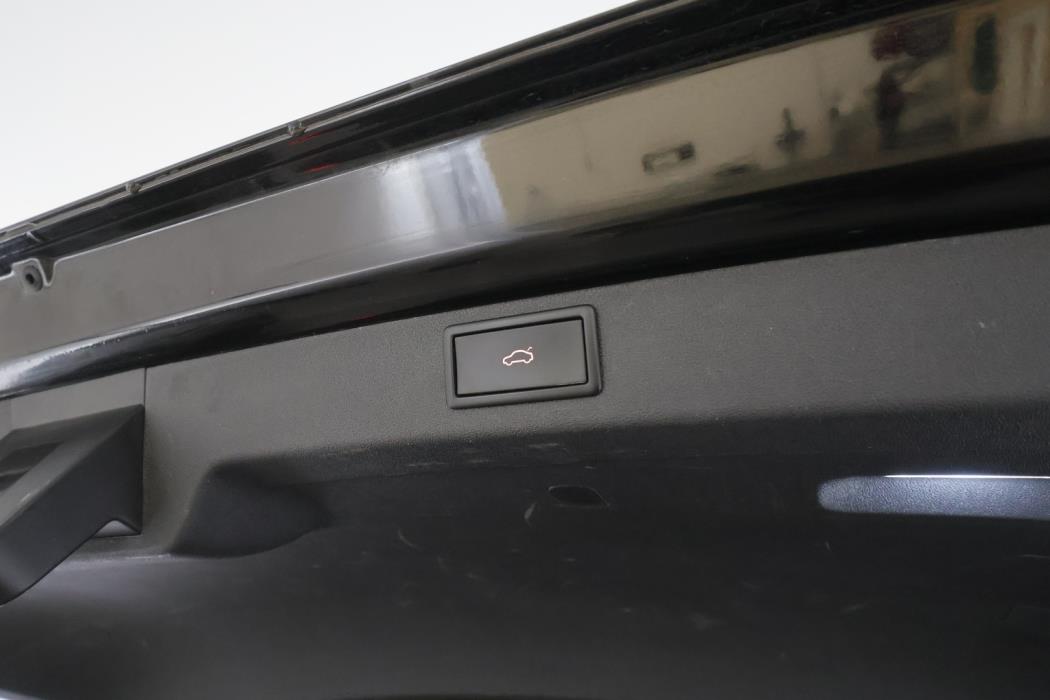 SKODA Enyaq 2023
