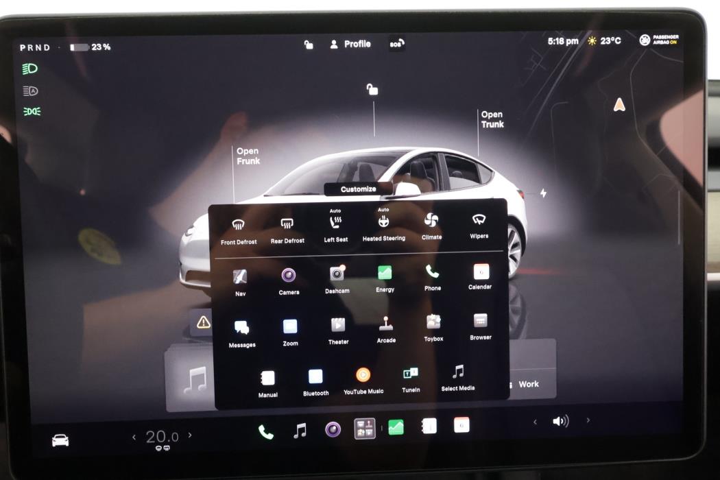 TESLA Model Y 2023