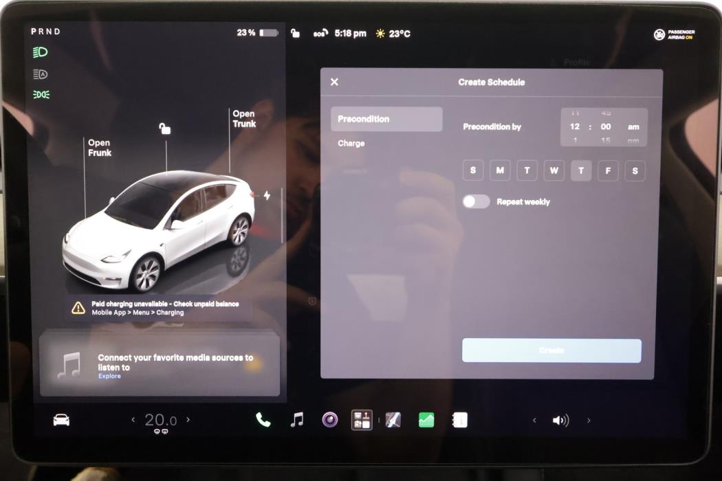 TESLA Model Y 2023