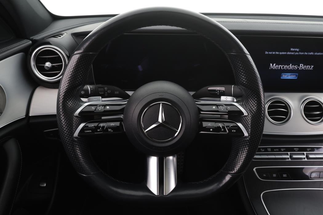 MERCEDES-BENZ E 2021