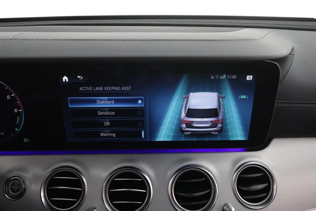 MERCEDES-BENZ E 2021