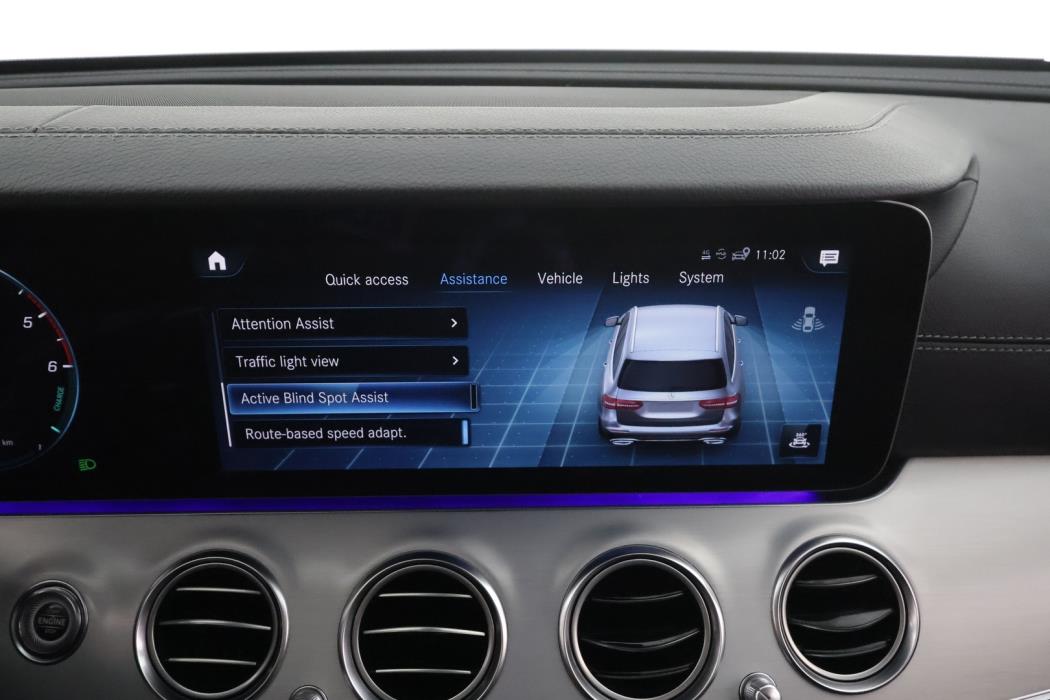 MERCEDES-BENZ E 2021