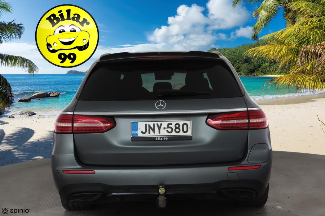 MERCEDES-BENZ E 2021