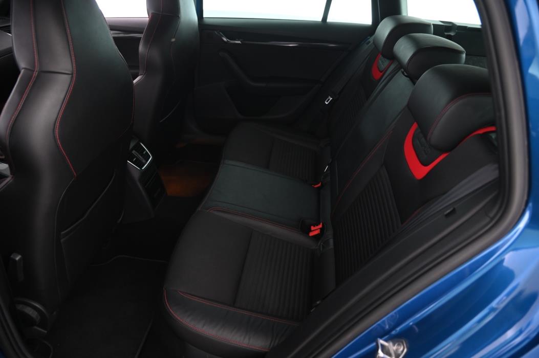 SKODA Octavia 2015