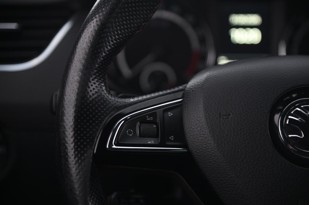 SKODA Octavia 2015