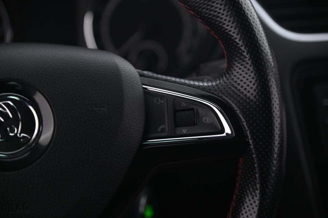SKODA Octavia 2015