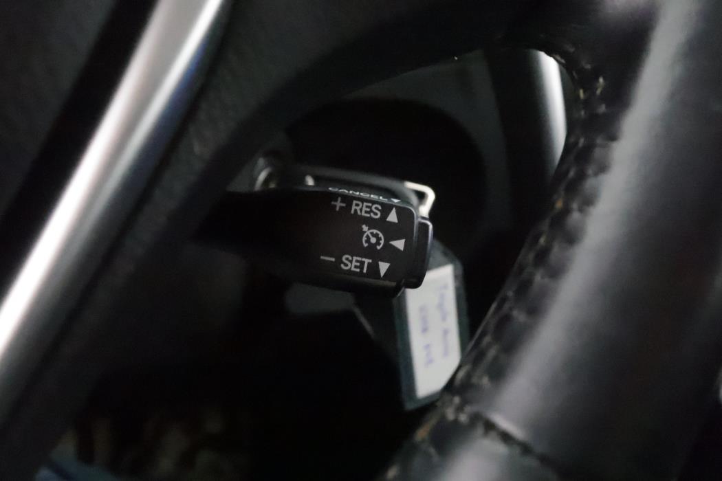 TOYOTA Auris 2014