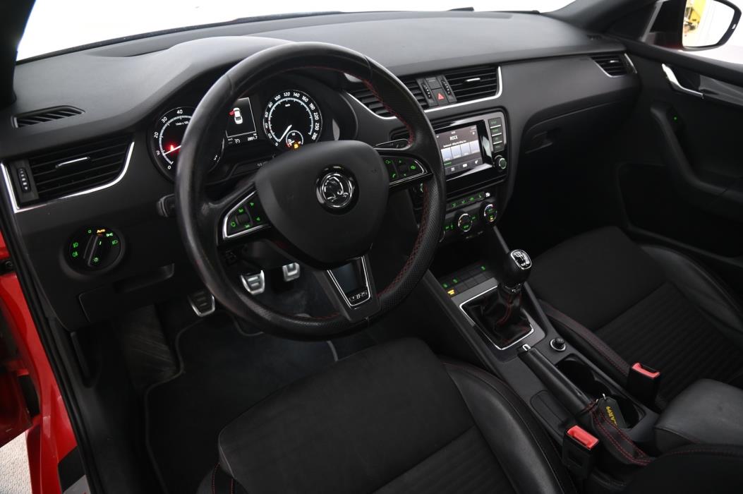 SKODA Octavia 2014